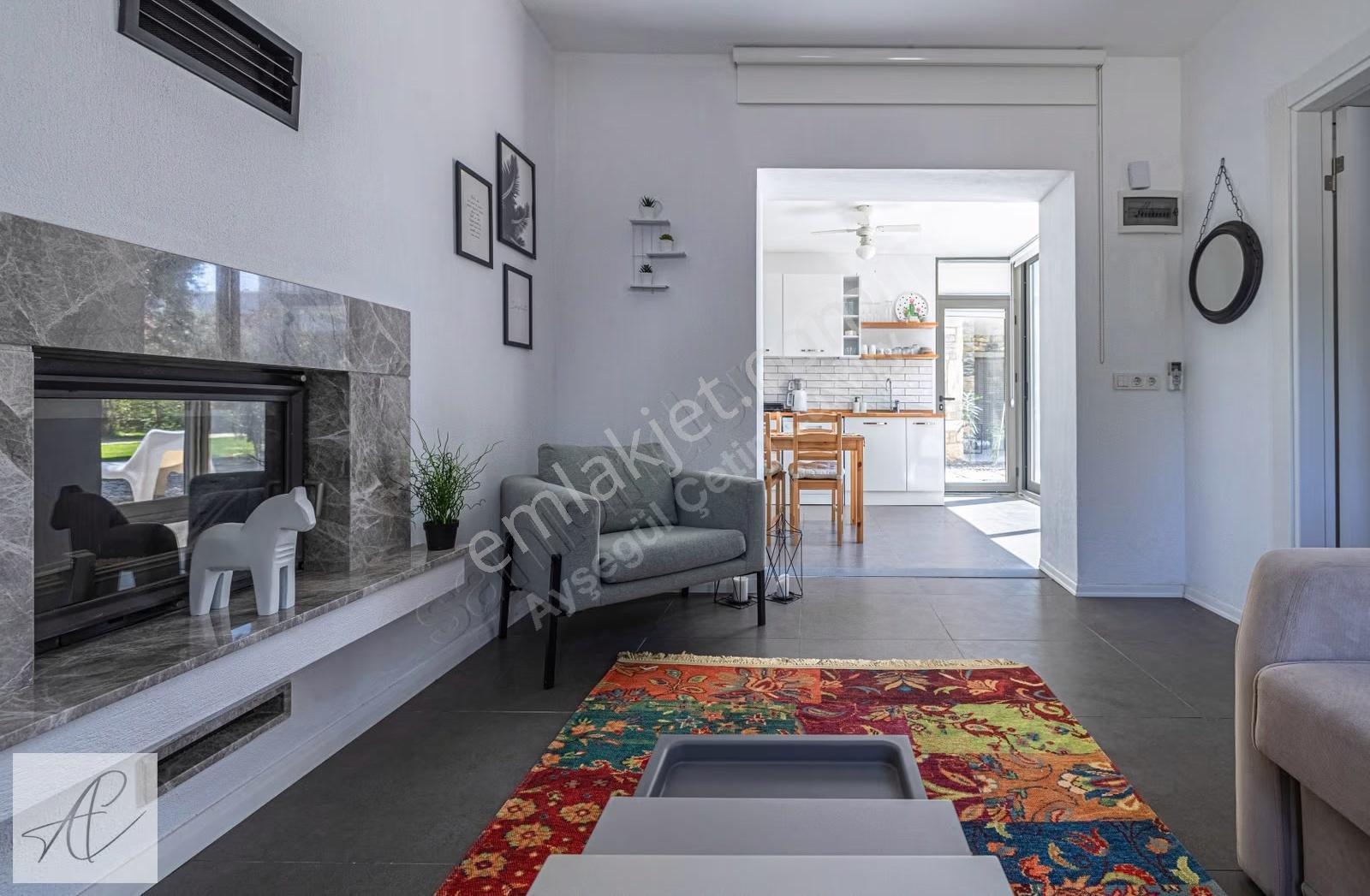 Bitez Köyiçinde 4 Aylık Kiralık Şömineli 1+1 Daire - Görsel 32