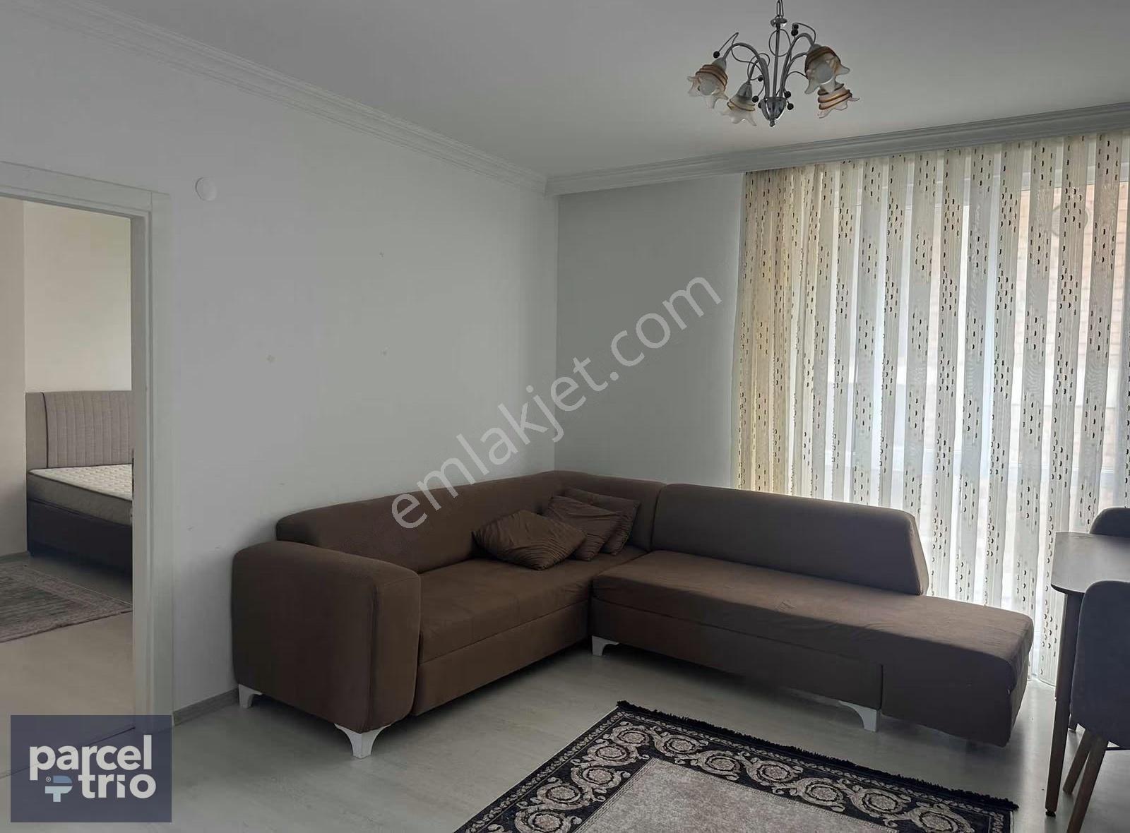 Körfez Mah. Geniş Cam Balkonlu Eşyalı Kiralık 1+1 Daire - Görsel 3