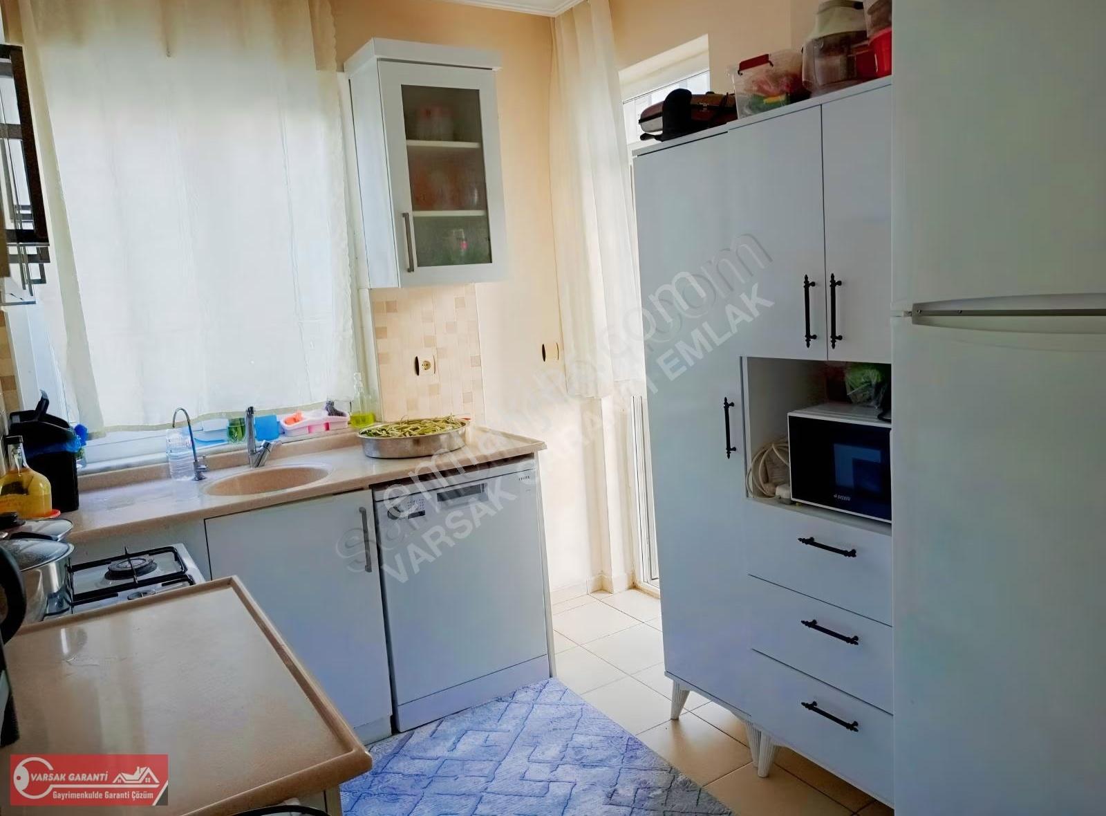 Kızılarıkta Merkezi Konumda Ana Caddeye Yakın ,köşe 2+1 Daire - Görsel 24