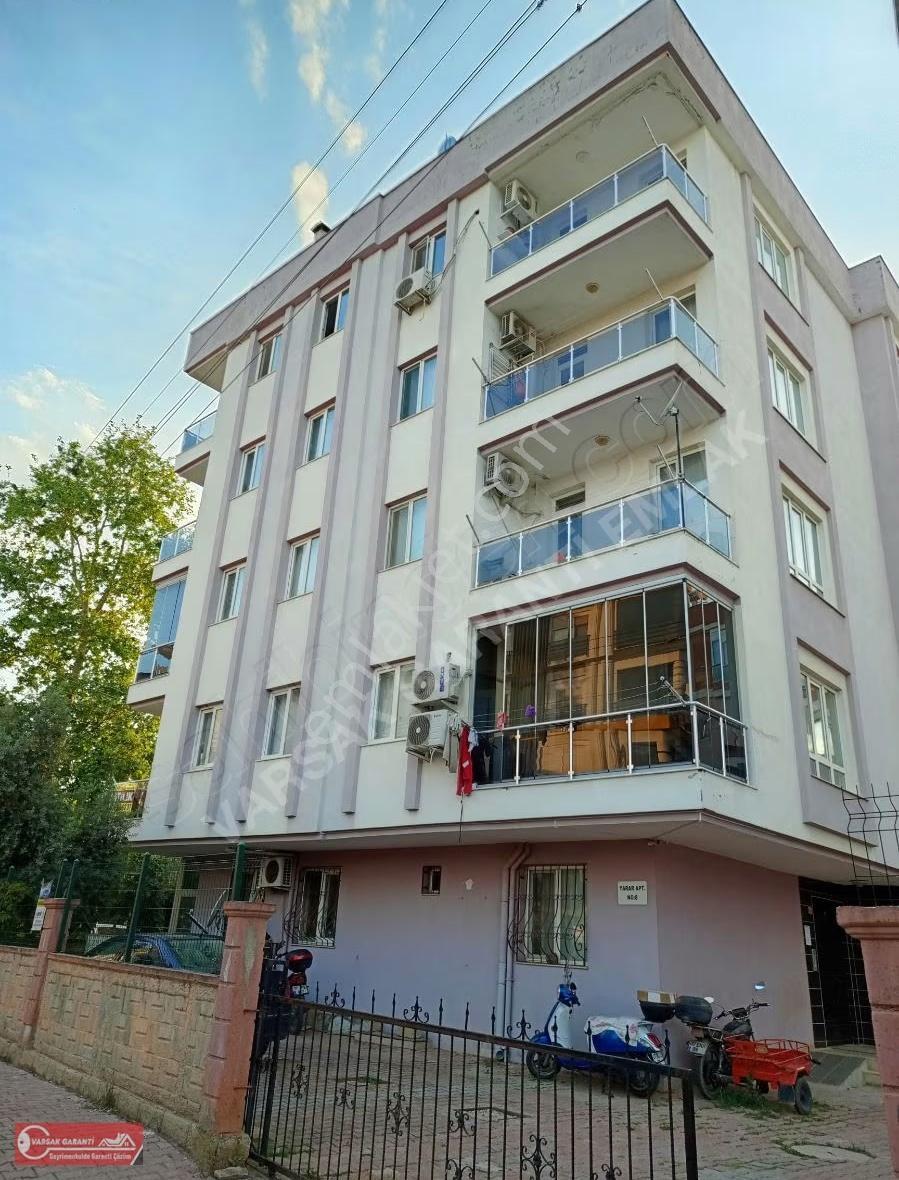 Kızılarıkta Merkezi Konumda Ana Caddeye Yakın ,köşe 2+1 Daire - Görsel 11