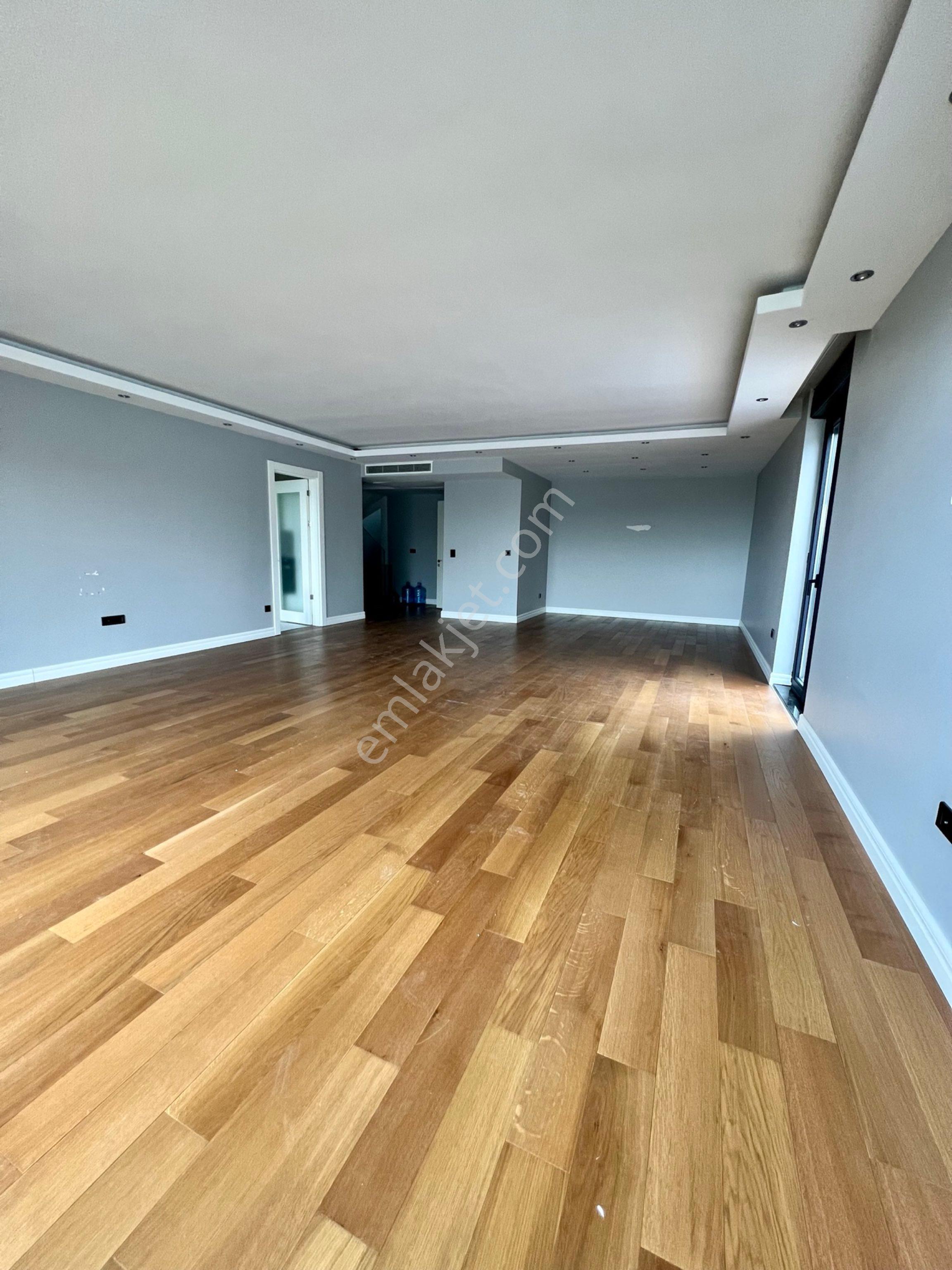Zekeriyaköyde Modern Yeni Yapım Akıllı Ev Sistemli Kiralık Villa - Görsel 7