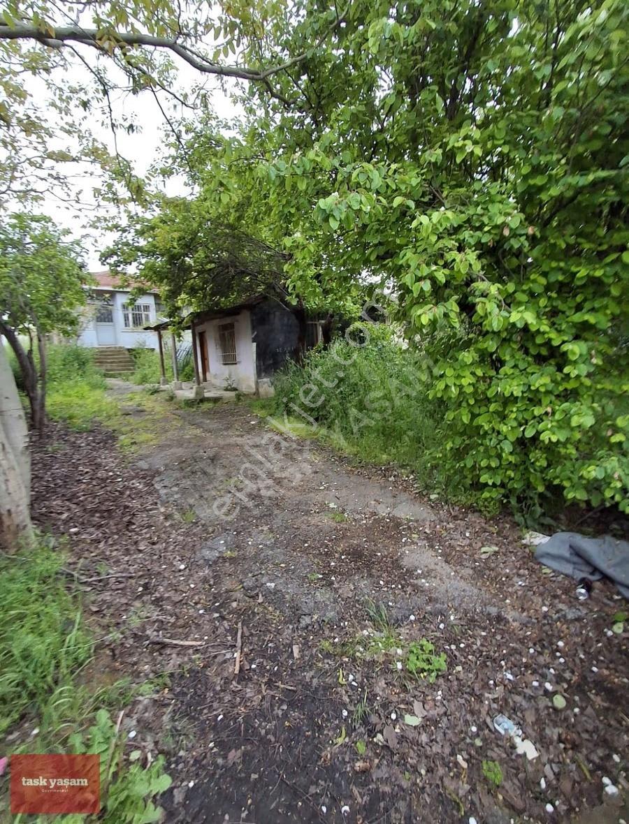 Tuzla Mimarsinanda Kullanımlı Arsa İçerisinde Mevcut Yapı - Görsel 4