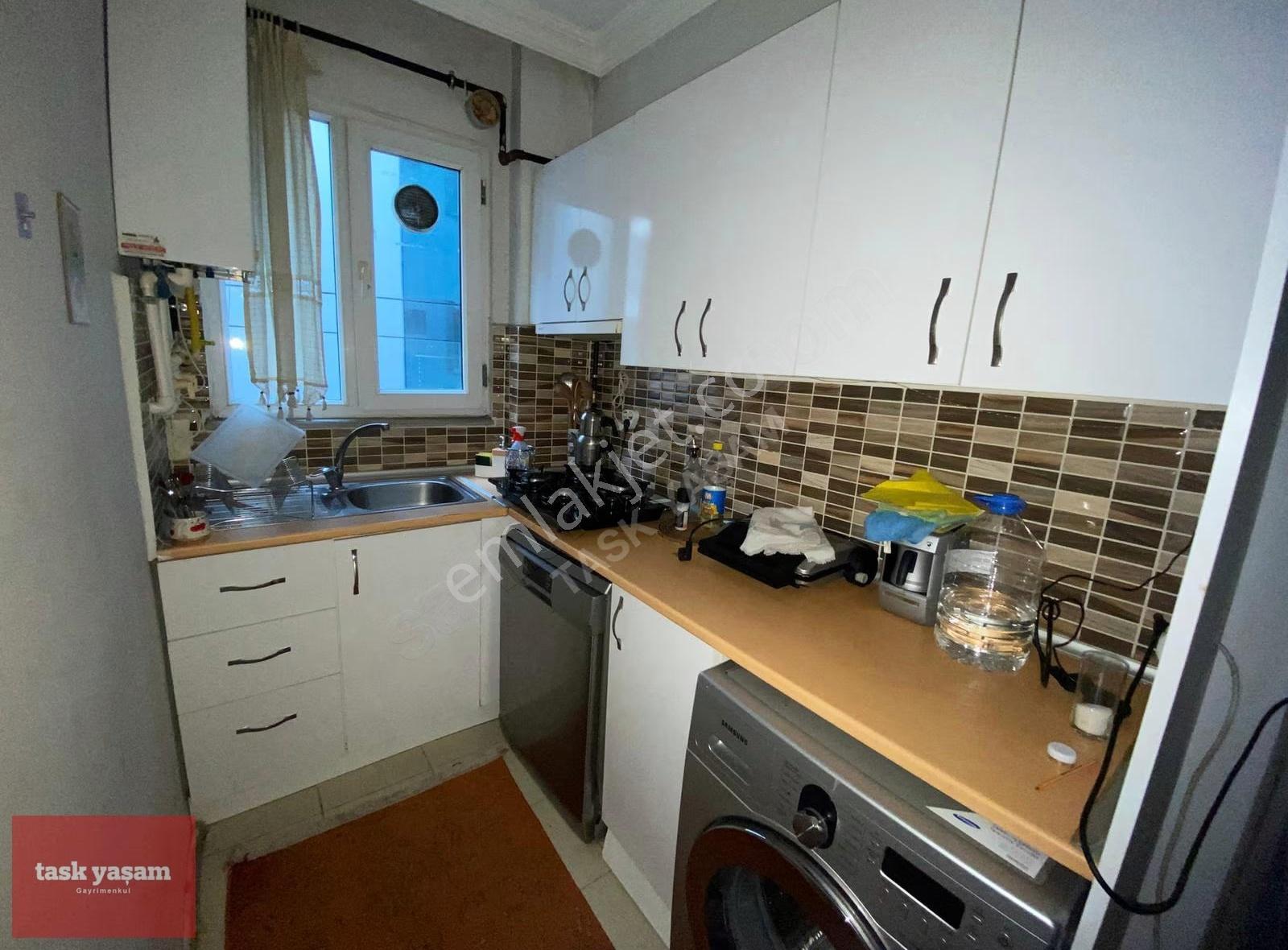 Nişantaşında Eşyalı Kiralık Geniş 1+1 Daire - Görsel 14
