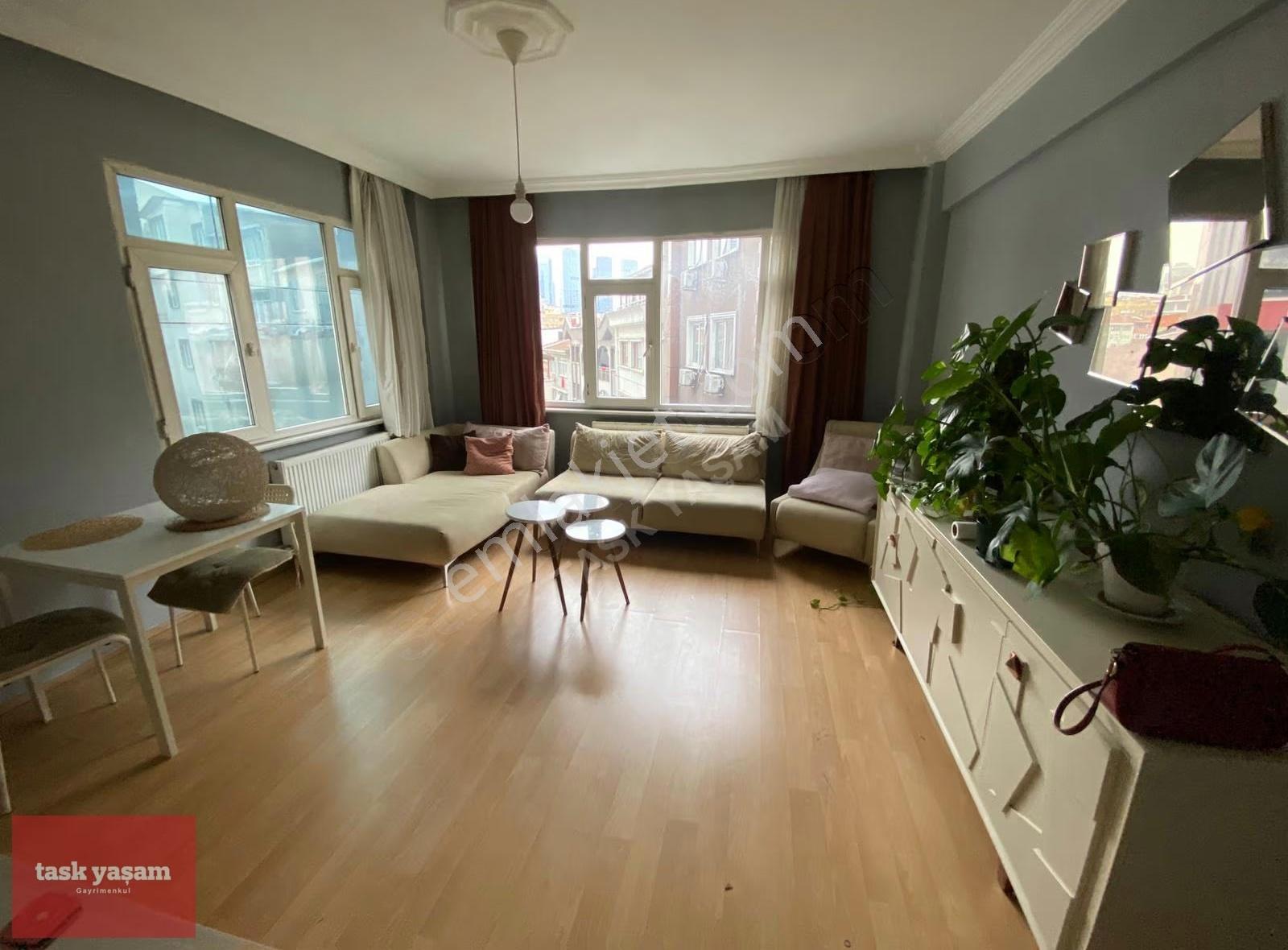 Nişantaşında Eşyalı Kiralık Geniş 1+1 Daire - Görsel 5