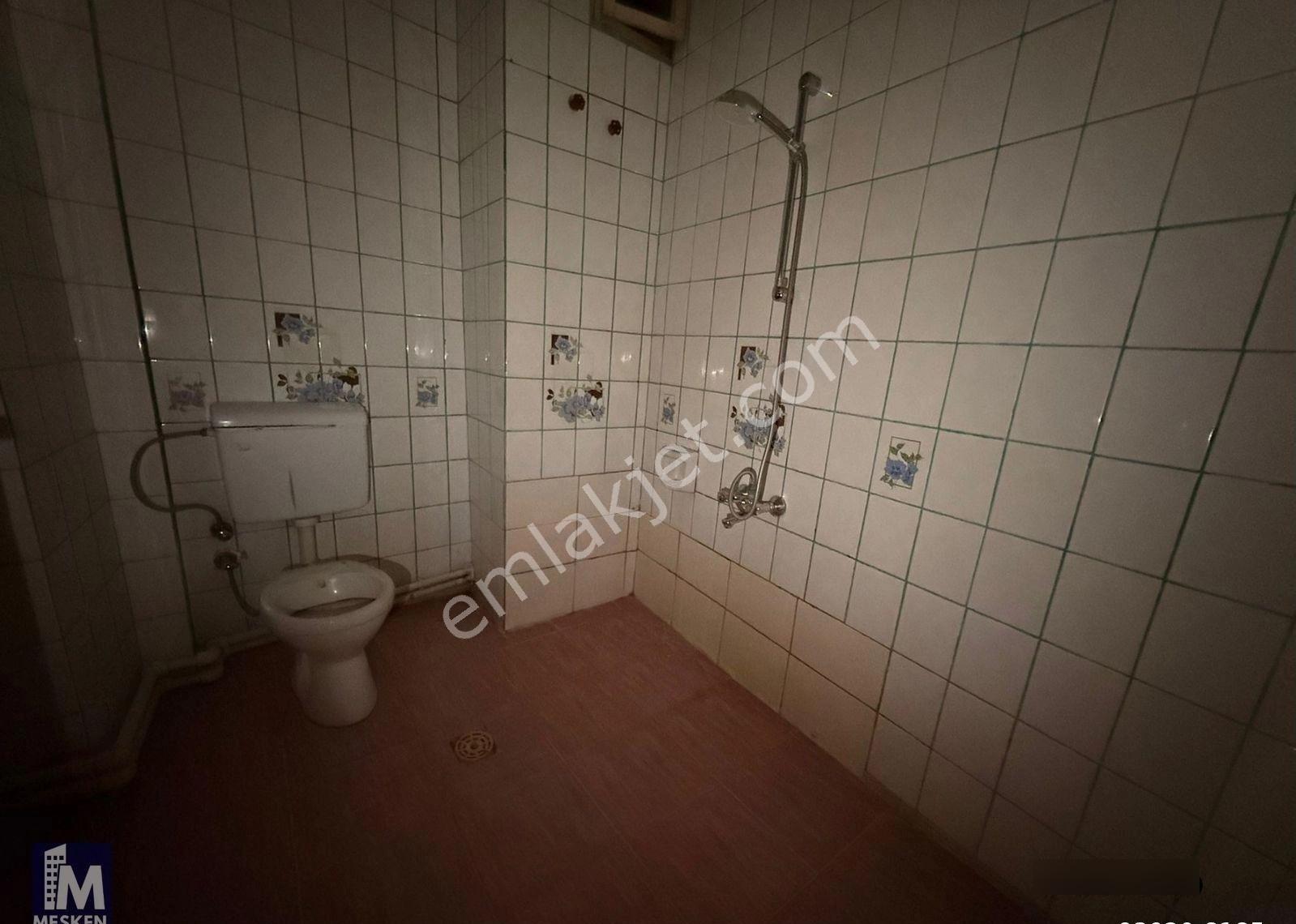 Alparslan Türkeş Parkı Çarşı Merkezde 3+1geniş Kiralık Daire - Görsel 9