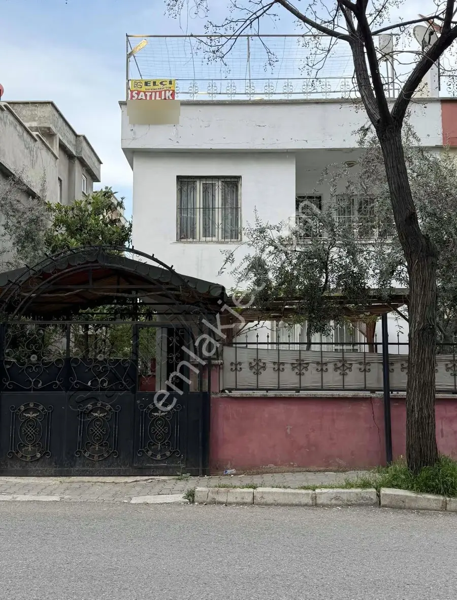 Elçi Gayrimenkul Den 5+1 Duplex Bahçeli Daire