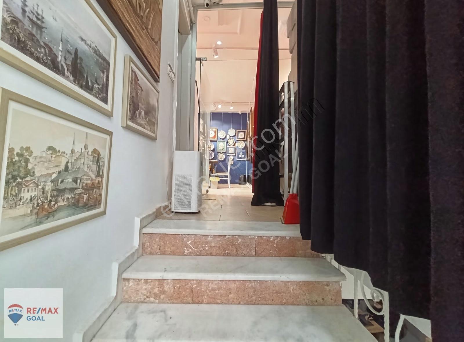 Bağlarbaşı Meydanı Yakını, Köşe Konumda Satılık Dükkan - Görsel 17