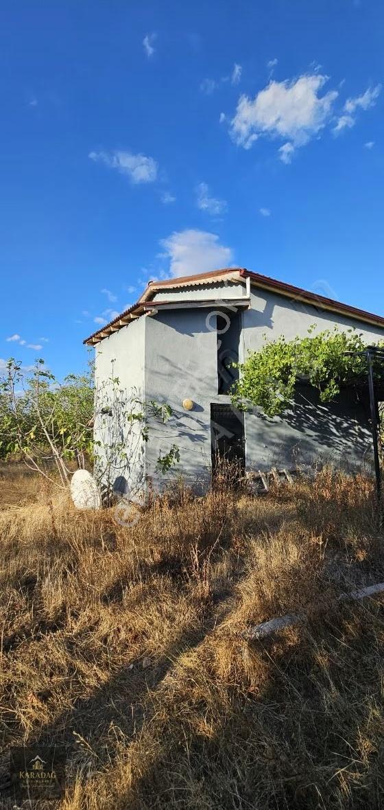 Acil! 1950 M² Arsa İçerisinde 2 Katlı Müstakil Ev Yola Cephe - Görsel 21