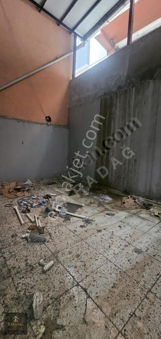 Takasa Uygun 2 Katlı Satılık Dükkan - Görsel 16
