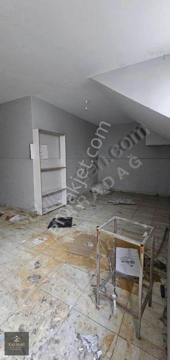 Takasa Uygun 2 Katlı Satılık Dükkan - Görsel 5