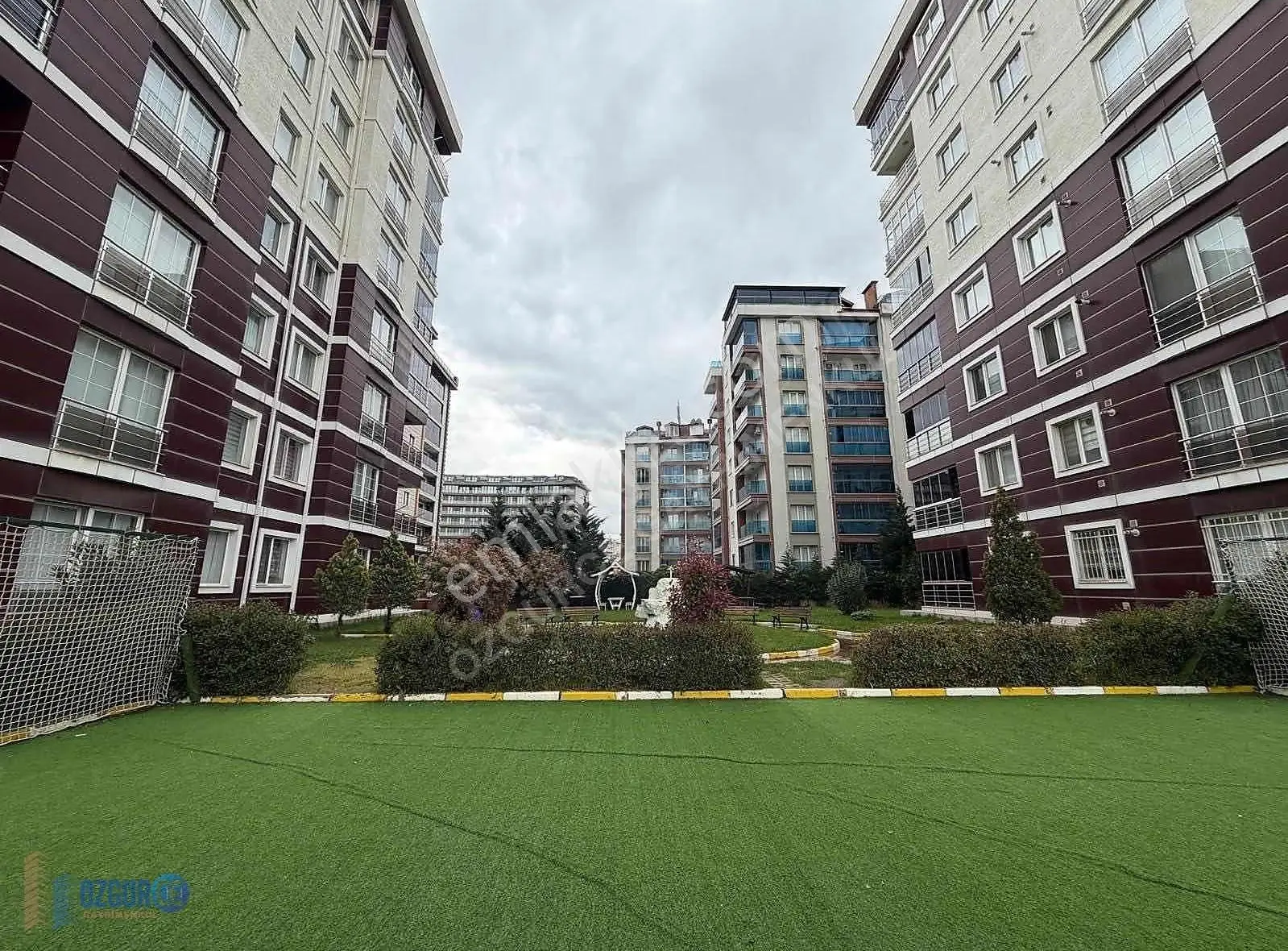 Özgürce Gyd'den Yenikent'in Gözde Konumunda 4+1 Satılık Dubleks
