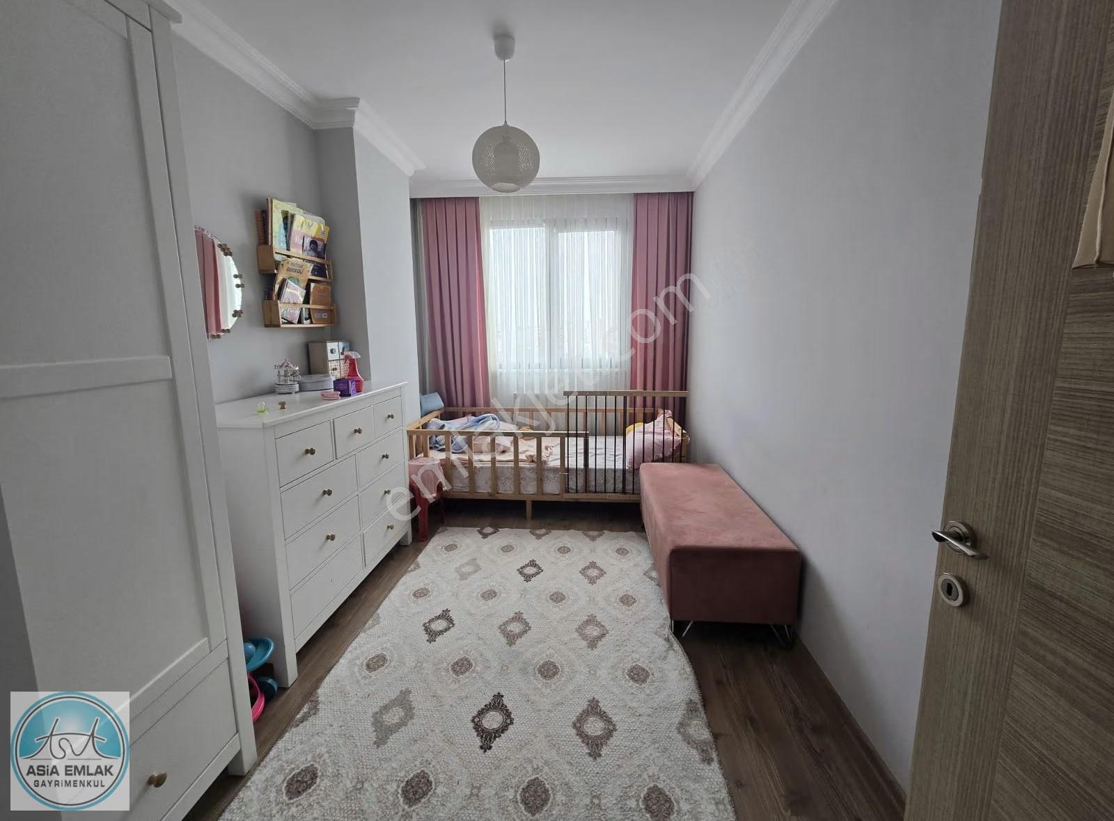 Devr-i Pendik Sitesinde Ebeveyn Banyolu 3+1 - Görsel 4