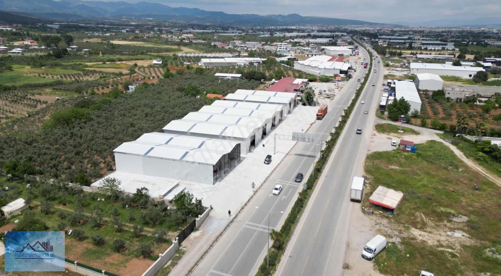 Menderes Yol Üzerinde Yola Sıfır Mükemmel 430 M2 Depolar Kiralık