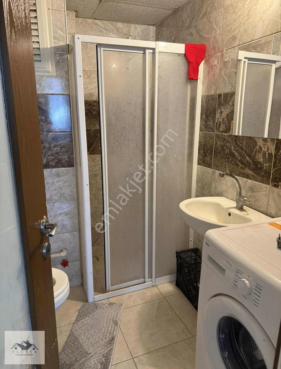 Florya Gayrimenkulden Kiralık 1+1 Geniş Apart - Görsel 6