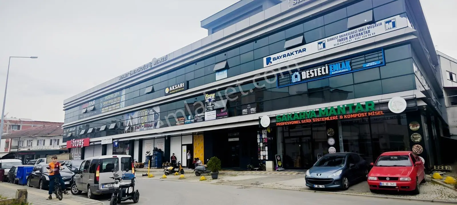 Kaymakamlık Önü Özpaş Üstü Satılık Ofis Dükkan.detaylı Bilgi İçi