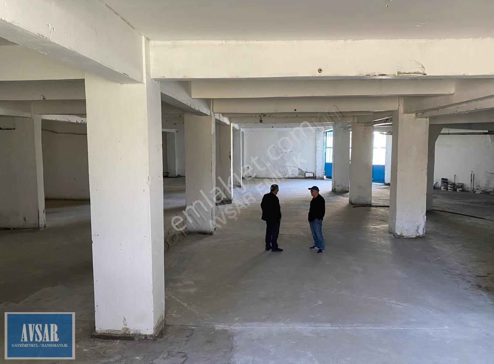 Sultanbeyli Oto Sanayide 700 M2 İmalat Ve Depoya Kiralık Yer - Görsel 6