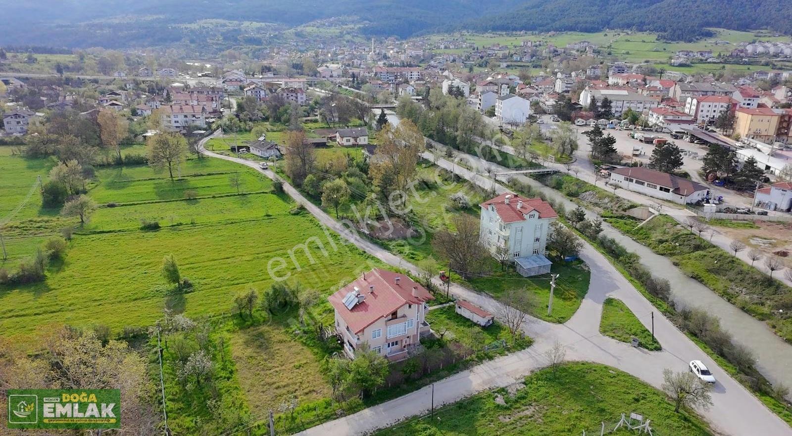Mengen'de Konut İmarlı Arsa - Merkeze Ve Stadyuma Yakın - Görsel 2