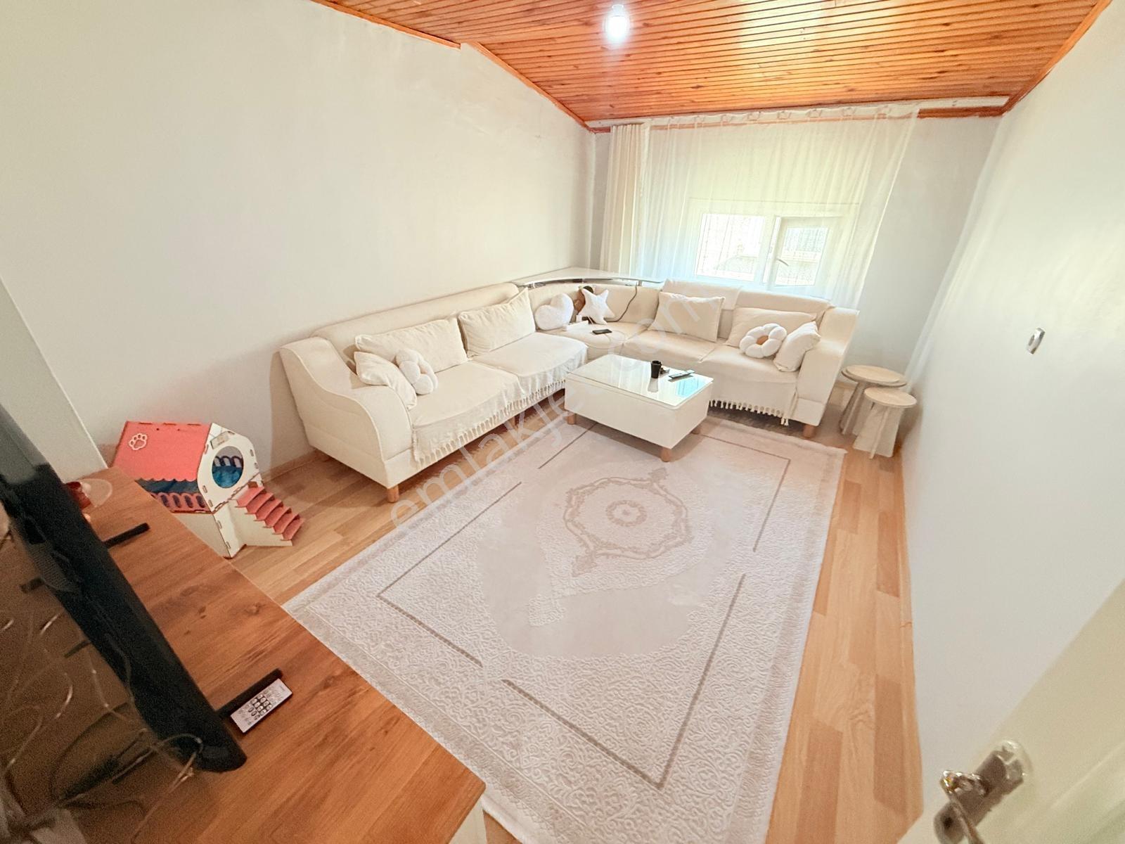 Pusula İnş.tan Ugurmumcu Mah Cadeye Yakın 100m2 2+1 Catı Katı Da - Görsel 24