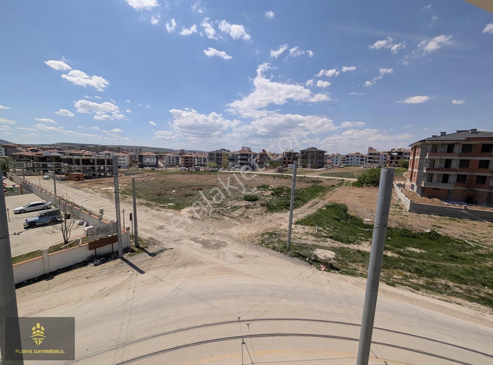 Florya Gayrimenkul'den Şehir Hastanesi Yakını 1+1 Balkonlu Daire - Görsel 9