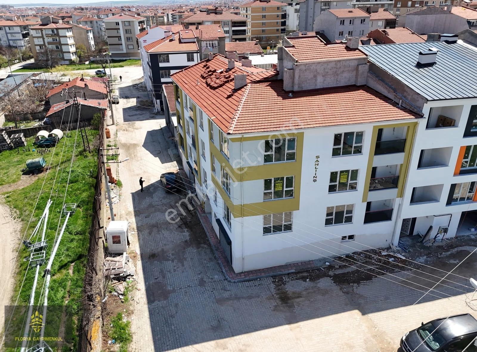 Satılık 2+1 Önü Açık Ferah Daire Balkonlu-asansörlü-köşe Daire - Görsel 14