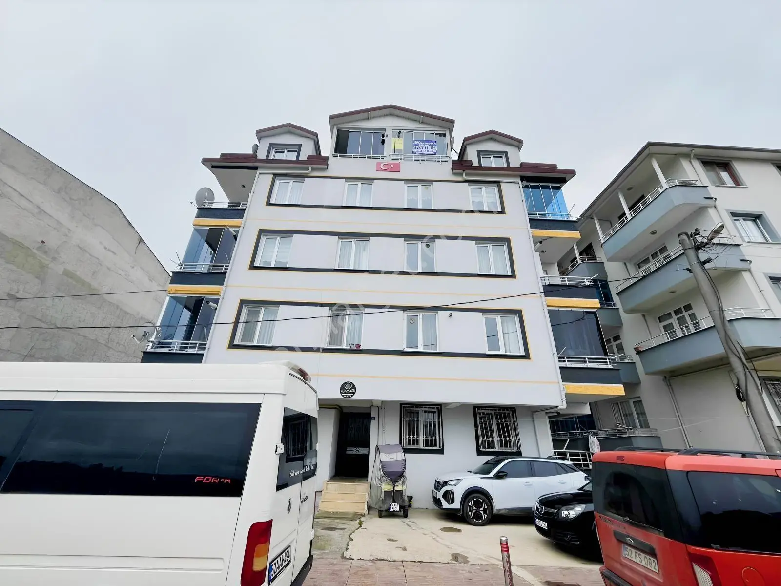 Hekimoğlundan Satılık Şirinevler Mah. 4+1 Daire - Görsel 2