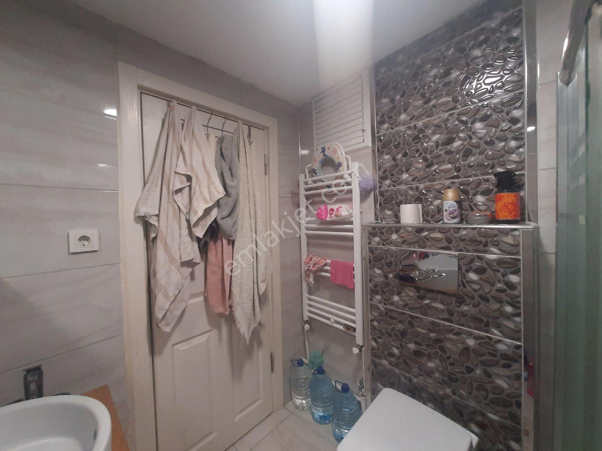 Taşlıkta Caddeye Çok Yakın Konumda Satılık 2+1 Komple Yenilenmiş Arakat Daire - Görsel 25