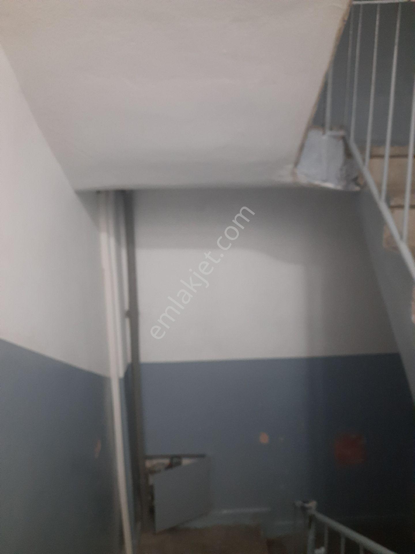 Taşlıkta Caddeye Çok Yakın Konumda Satılık 2+1 Komple Yenilenmiş Arakat Daire - Görsel 30