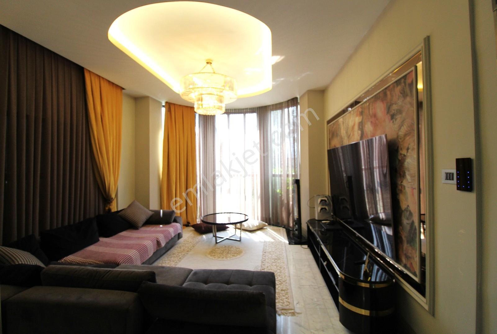 İnegöl'de Kapalı Yüzme Havuzlu Eşyalı Asansörlü Villa | Tekce - Görsel 15