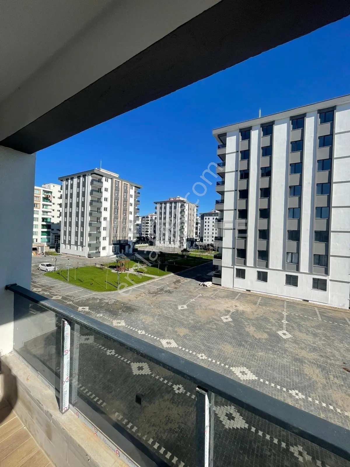 Makro Life Gayrimenkul'den Bağcılarda Acil Satılık 2+1 Daire - Görsel 2