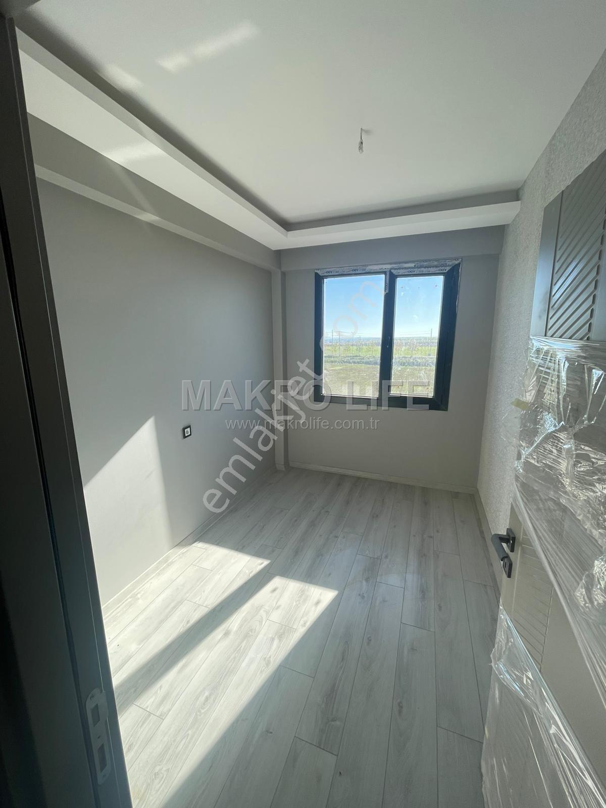 Makro Life Gayrimenkul'den Bağcılarda Acil Satılık 2+1 Daire - Görsel 23