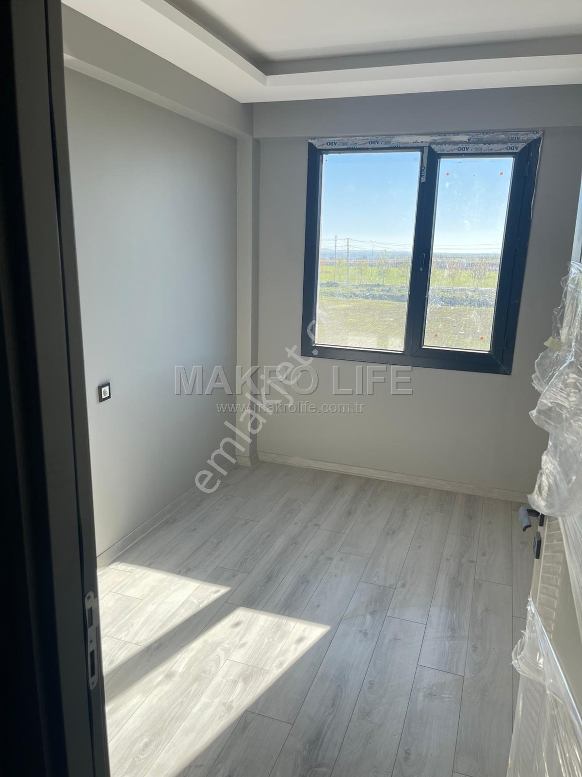 Makro Life Gayrimenkul'den Bağcılarda Acil Satılık 2+1 Daire - Görsel 25
