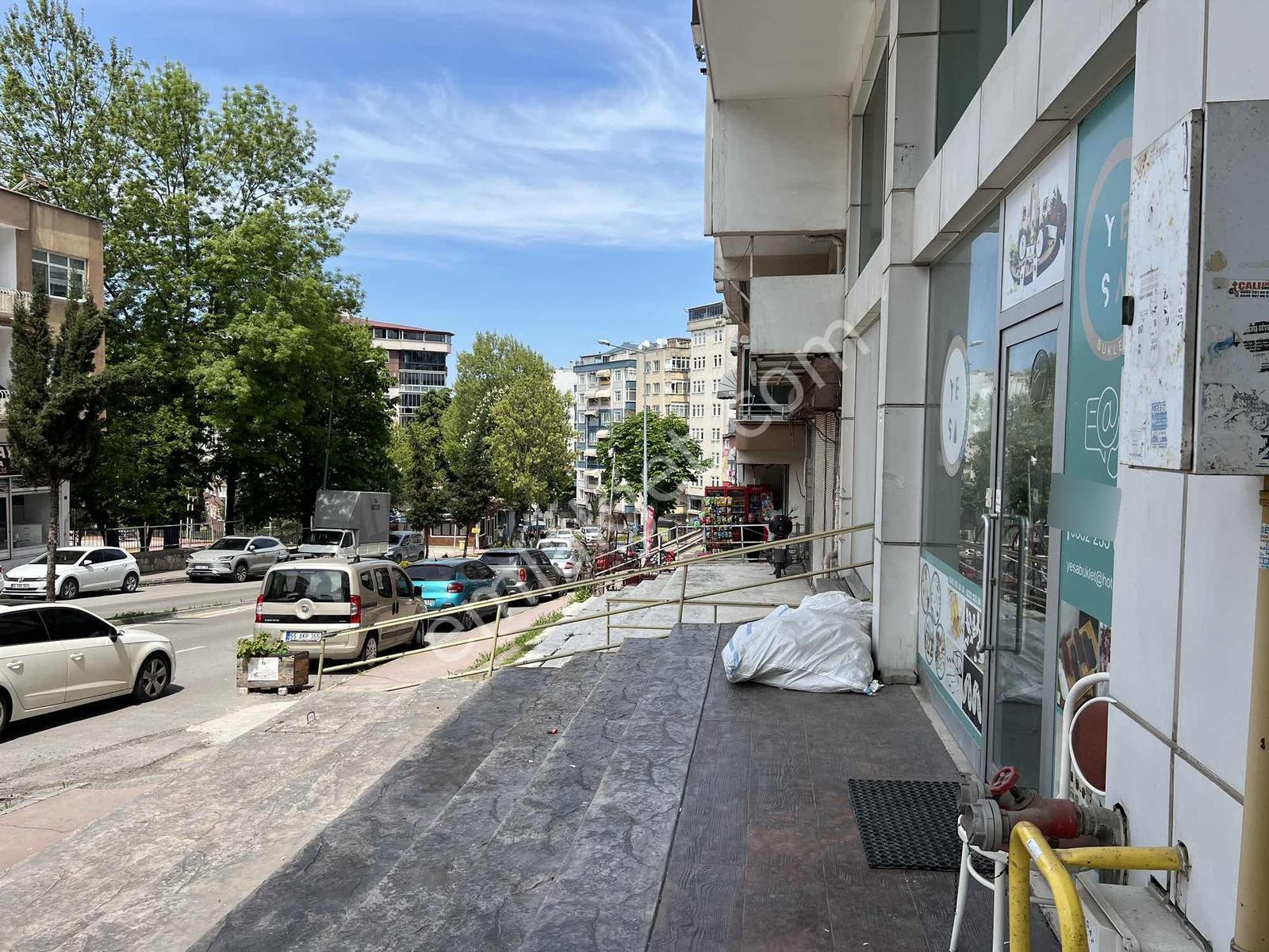 Caddeye Cephe Asmakatlı Lüx Satılık Dükkan - Görsel 13