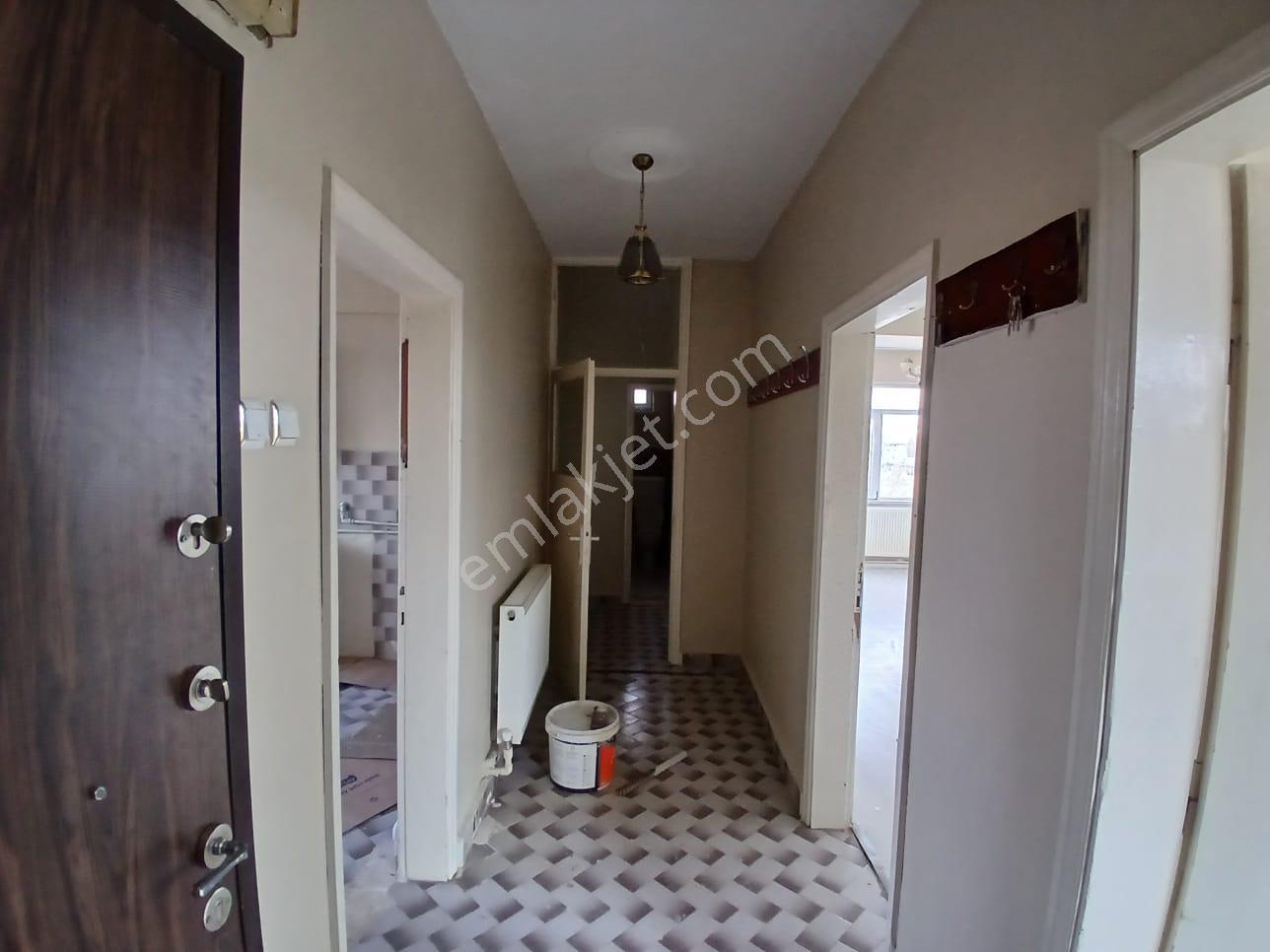 Akçay Emlak'tan Akşehir Bölge Trafik Civarında Doğalgaz Kombili Müstakil Tadında Kiralık 2+1 Daire - Görsel 18