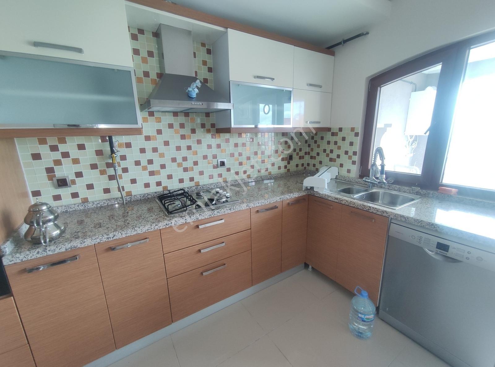 Sosyal Donatılı Eşyalı Ayçadan Kiralık Lüks 3+1 Arakat Daire - Görsel 6