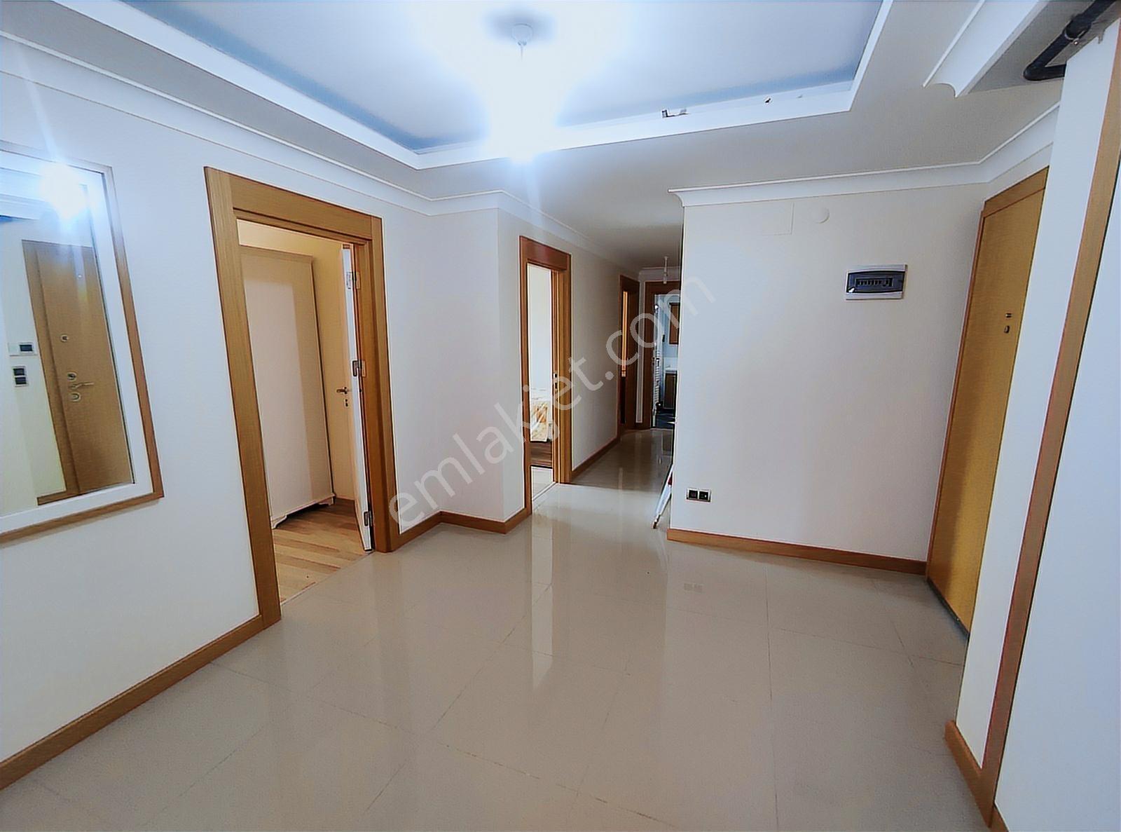 Sosyal Donatılı Eşyalı Ayçadan Kiralık Lüks 3+1 Arakat Daire - Görsel 14