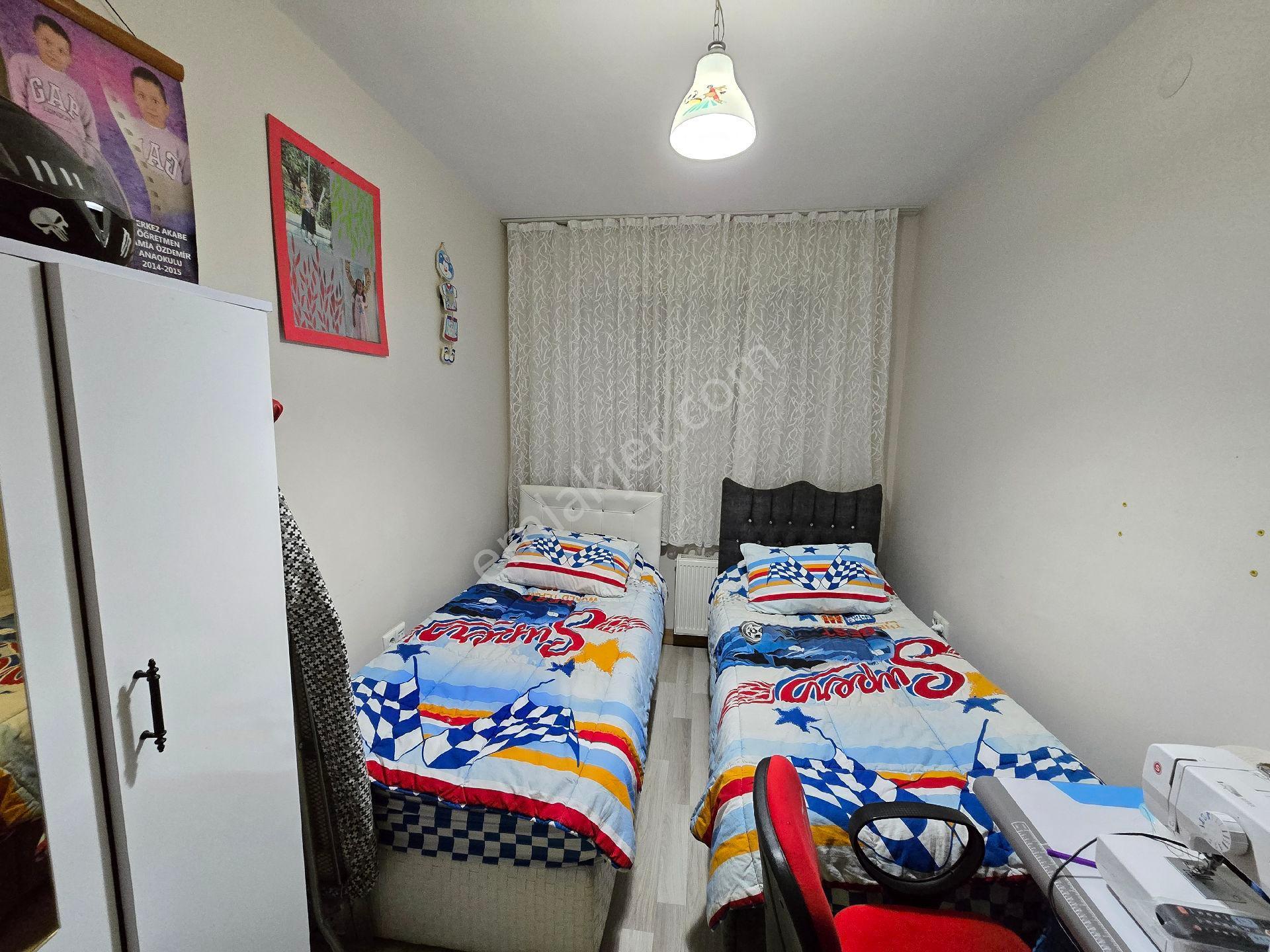 Cadde Seyrandan Satılık 2+1 Sarı Toki Arakat Yer Tuvaletli - Görsel 15