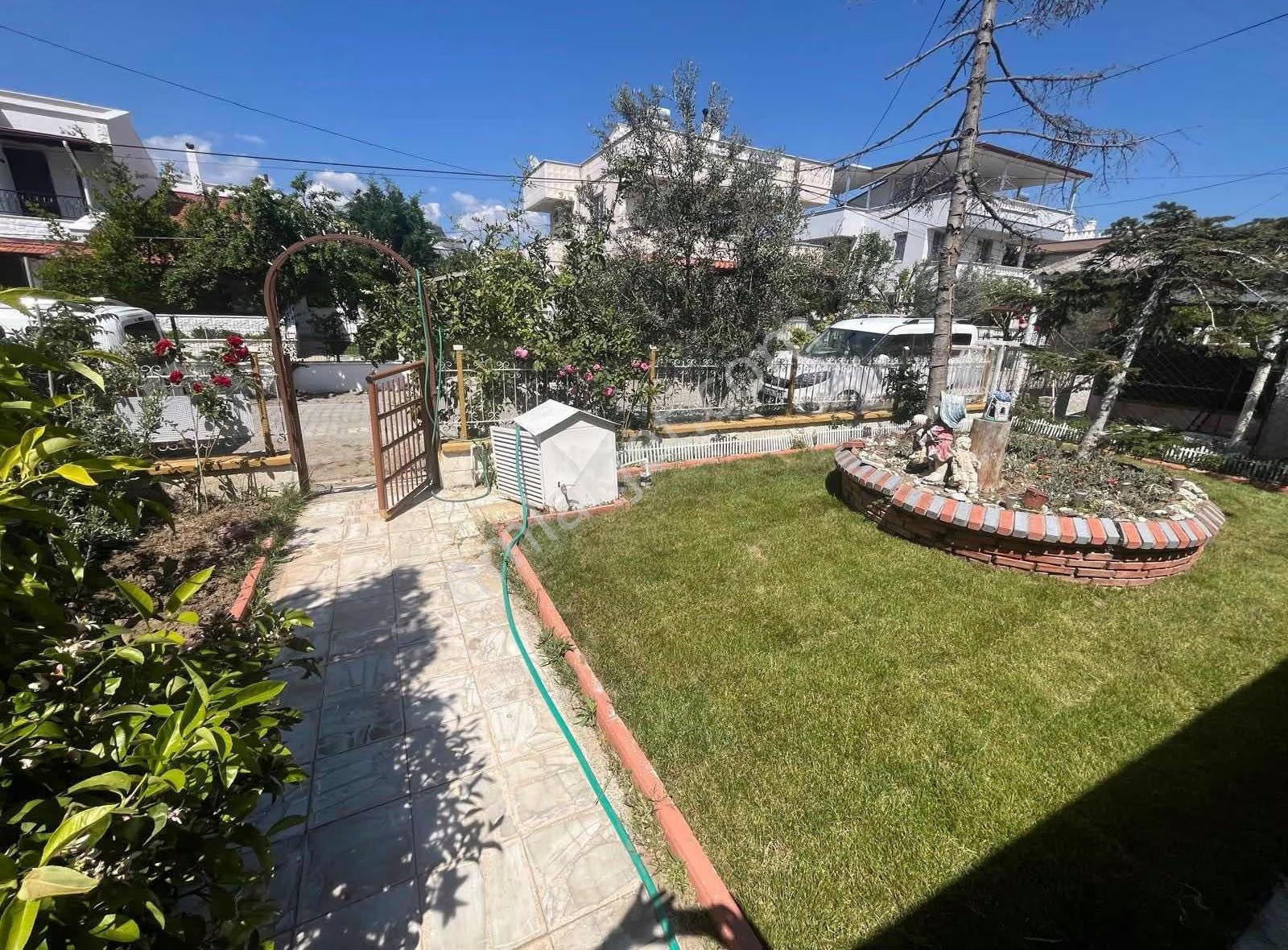 Köşemden Tek Yetkili Aynı Arsa İçinde 3+1 Villa Ve 2+1 Daire - Görsel 33