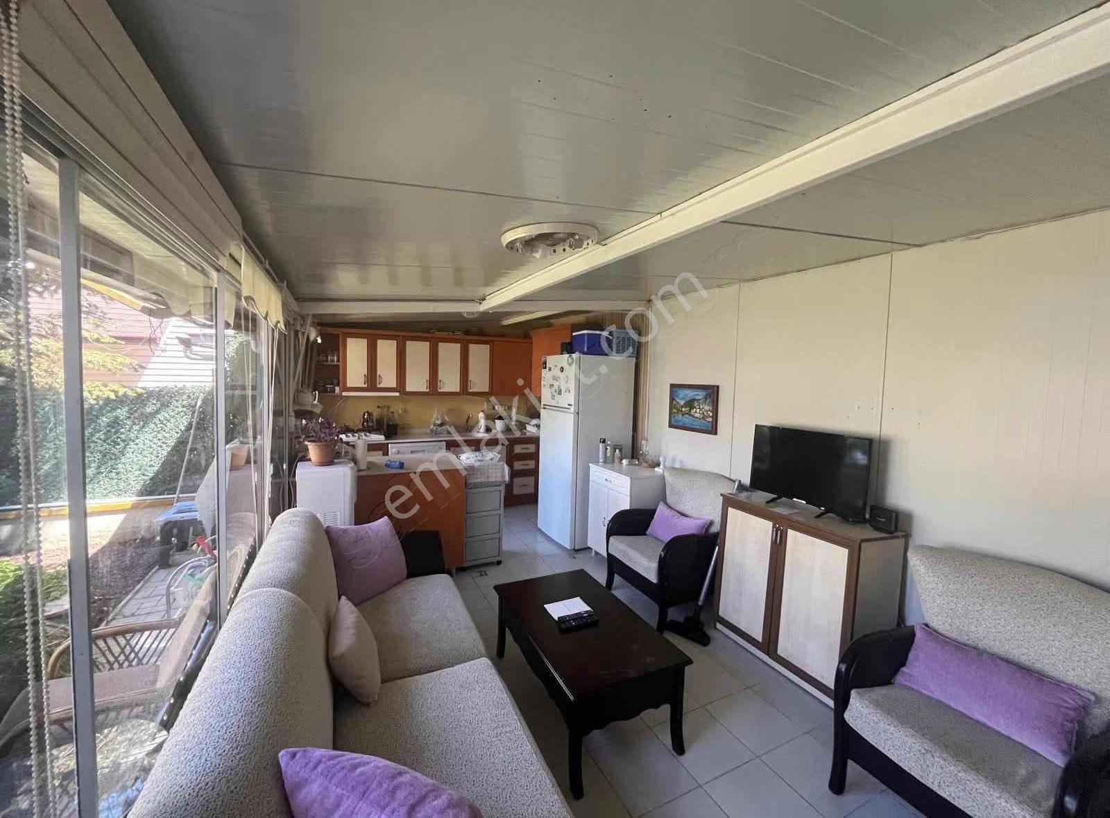 Köşemden Tek Yetkili Aynı Arsa İçinde 3+1 Villa Ve 2+1 Daire - Görsel 18