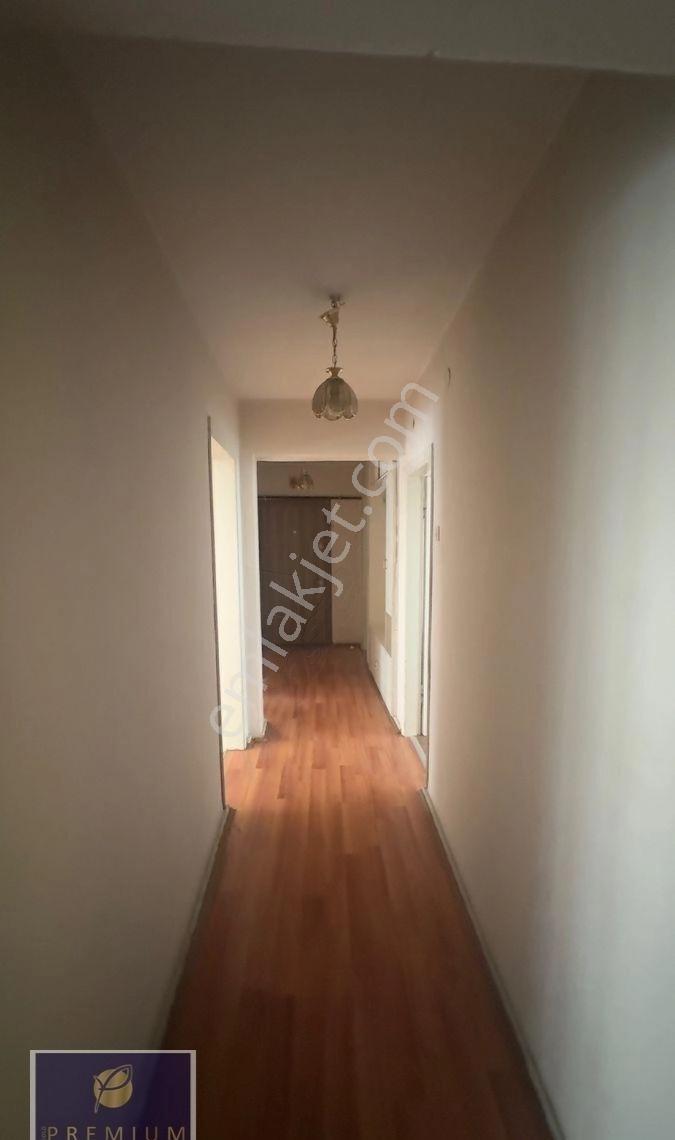 Mithatpaşa Caddesi Üzeri Satılık 3 + 1 Daire - Görsel 19