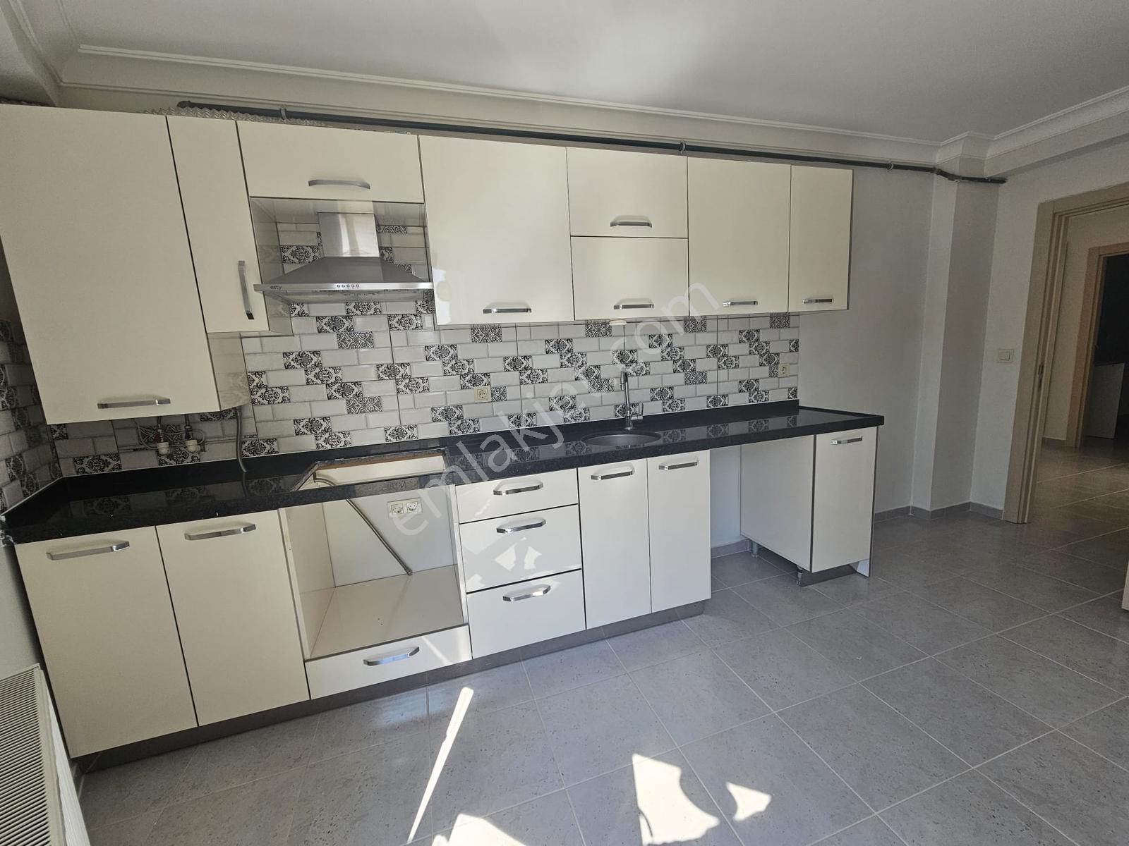 Pendik Gözdağı 6yıllk Bina Kapalı Otoparklı 90m2 2+1 Haziran Boş - Görsel 31