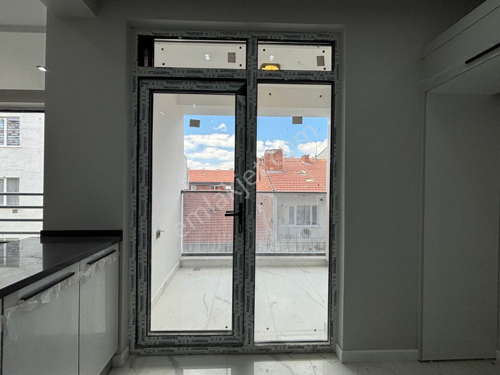 Eker'den Sütlücede Modern 2+0 Daireler Ve 4+1 Dubleks Daire - Görsel 30