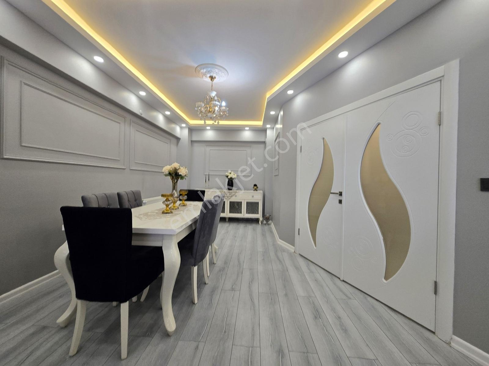 Garanti Emlak'tan, Şehrin Kalbinde, 240 M², 4+1 Ultra Lüks Daire - Görsel 20