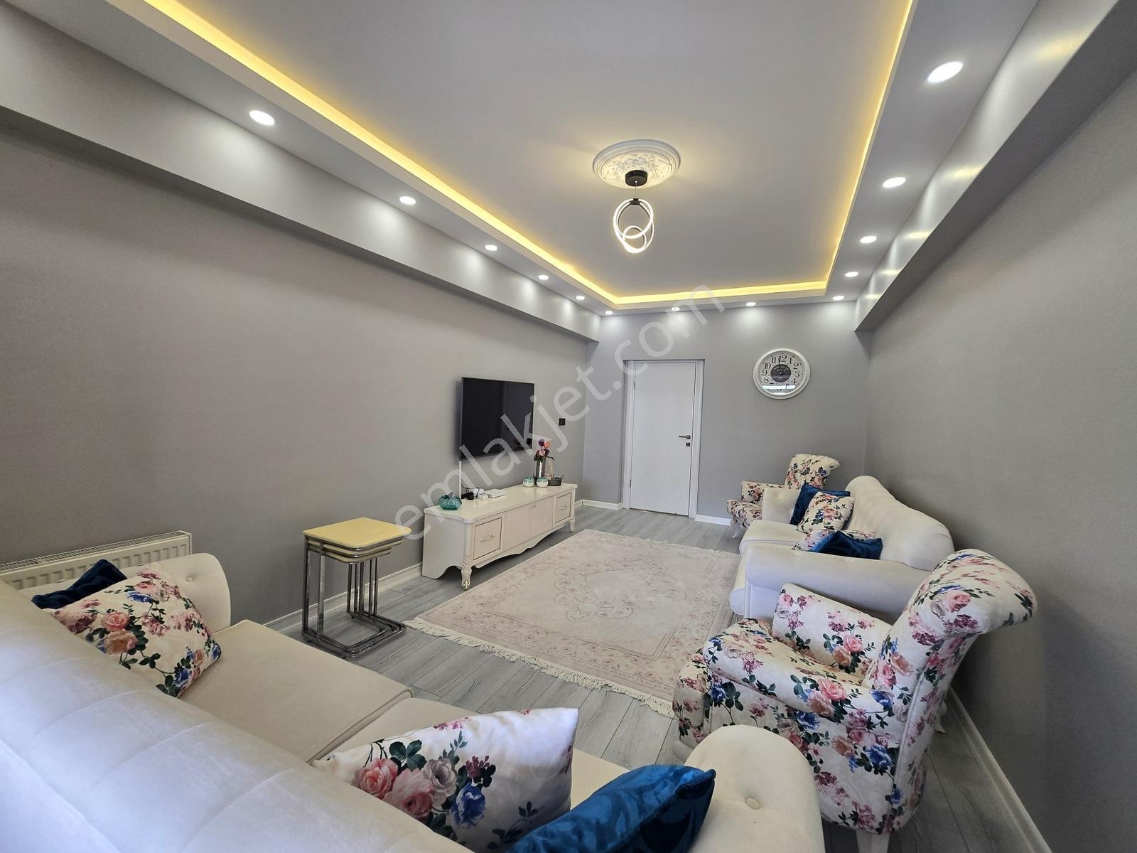 Garanti Emlak'tan, Şehrin Kalbinde, 240 M², 4+1 Ultra Lüks Daire - Görsel 16