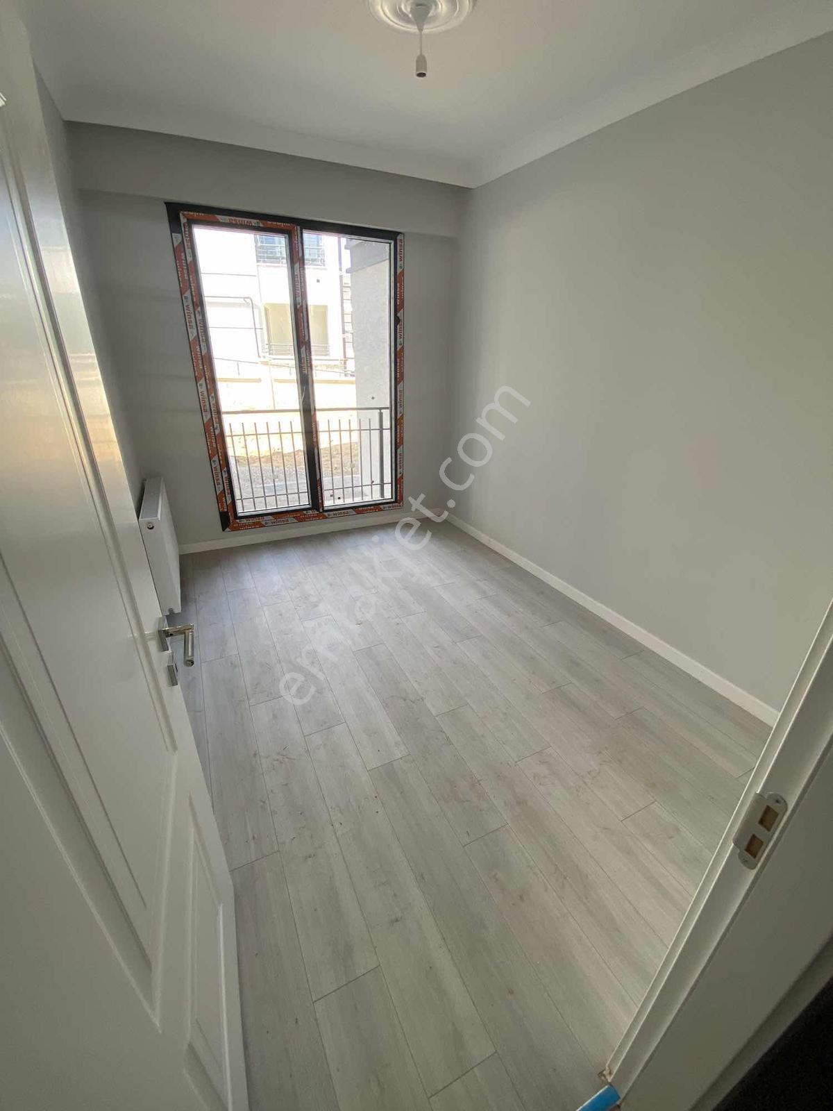 Prestijden Geniş Balkonlu Lüxs Muhteşem 1+1 Daire - Görsel 14