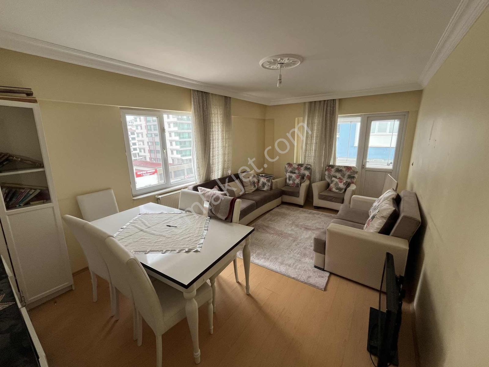 Tosya Yolu Ana Cadde Üzerinde 4+1 Kiralık Daire - Görsel 20