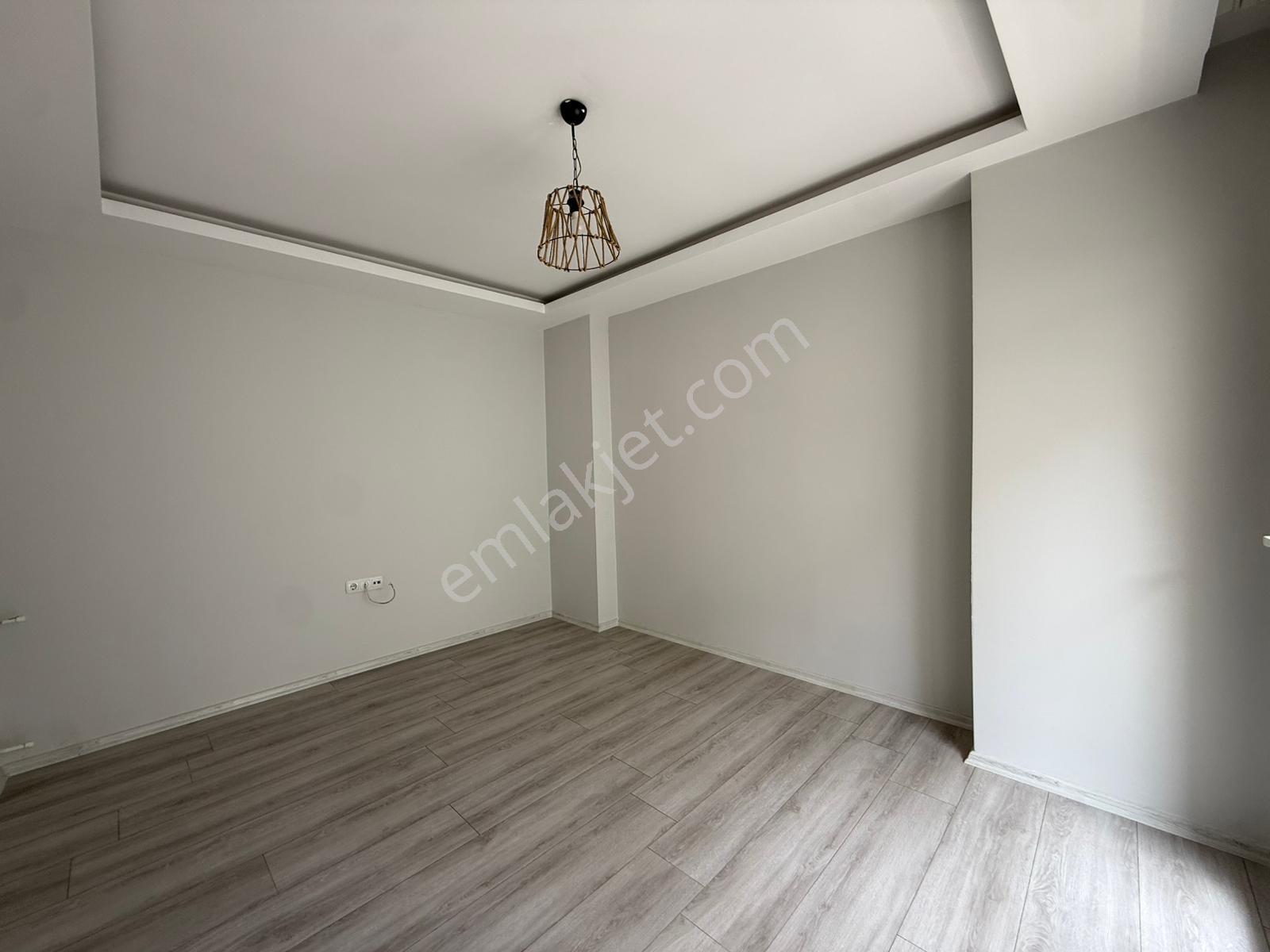 Yarbaşı Karakolu Cvr/4 Katlı Apt/asansör/7 Yaş/1+1/işyeri Tapulu - Görsel 10