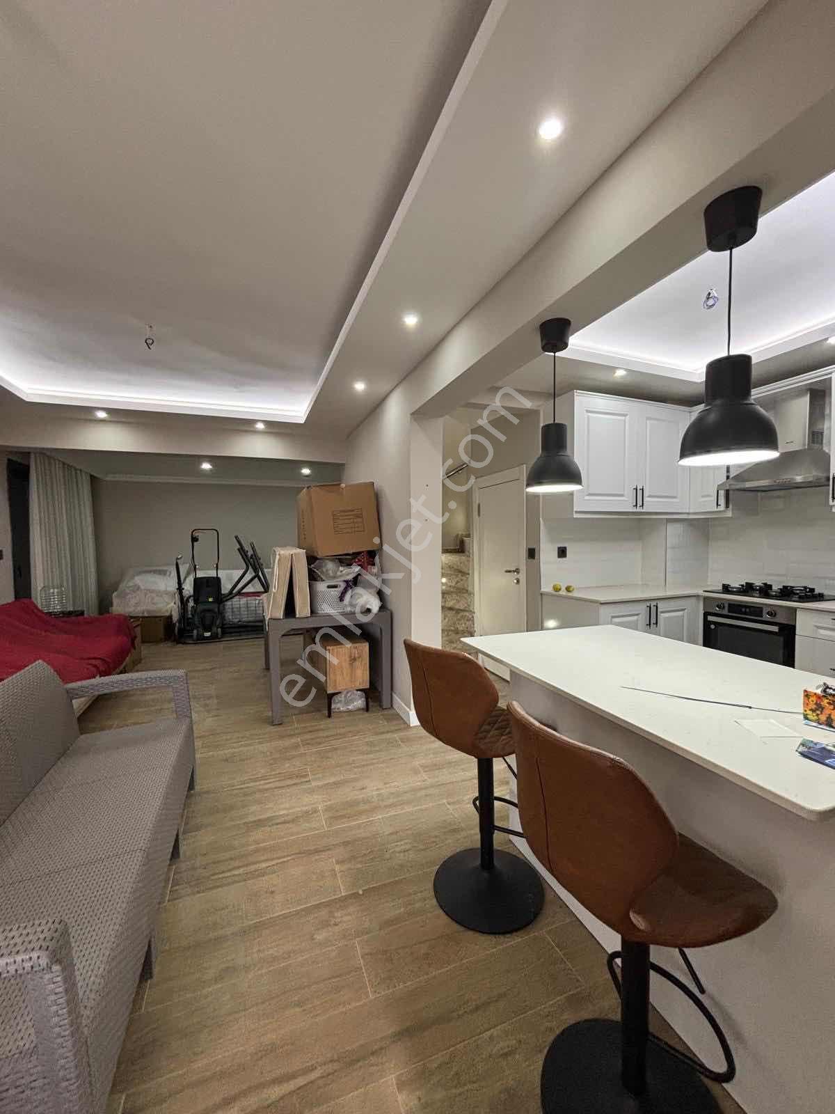 Denize Yürüme Mesafinde Full Tadilatlı Satılık Villa - Görsel 10