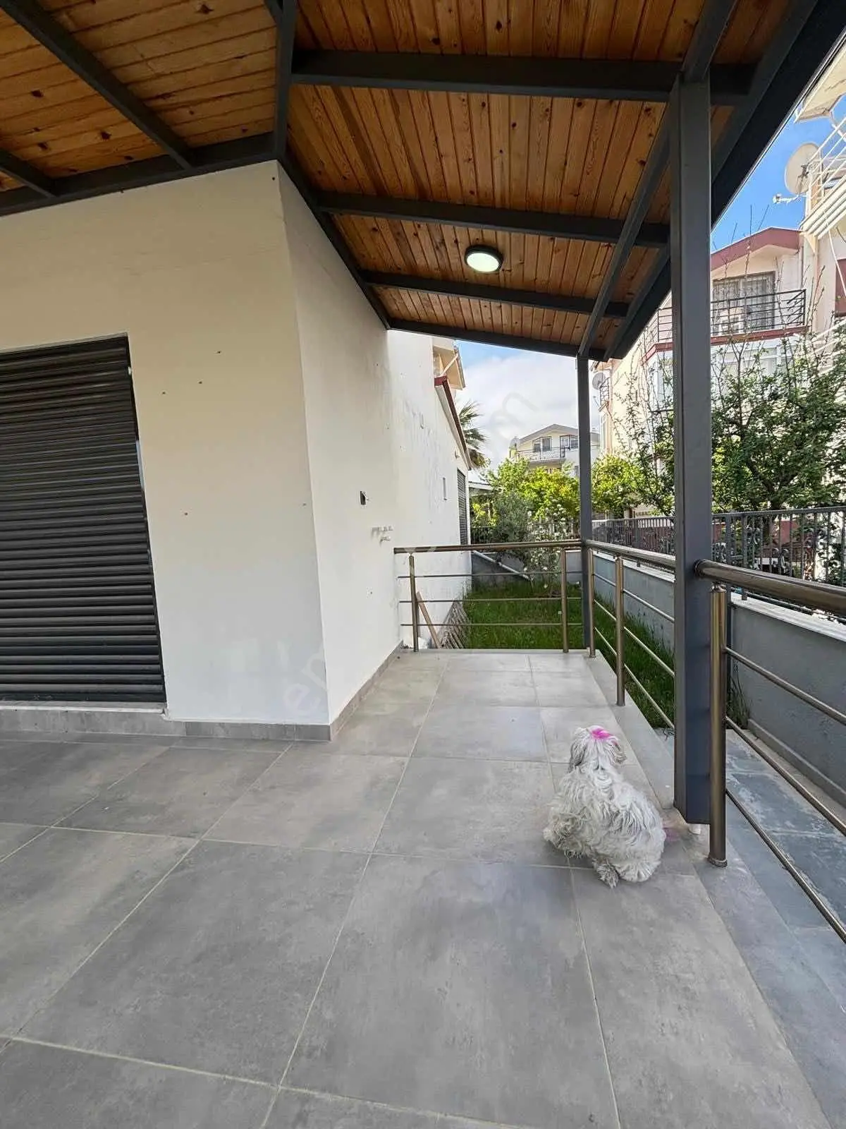 Denize Yürüme Mesafinde Full Tadilatlı Satılık Villa - Görsel 4