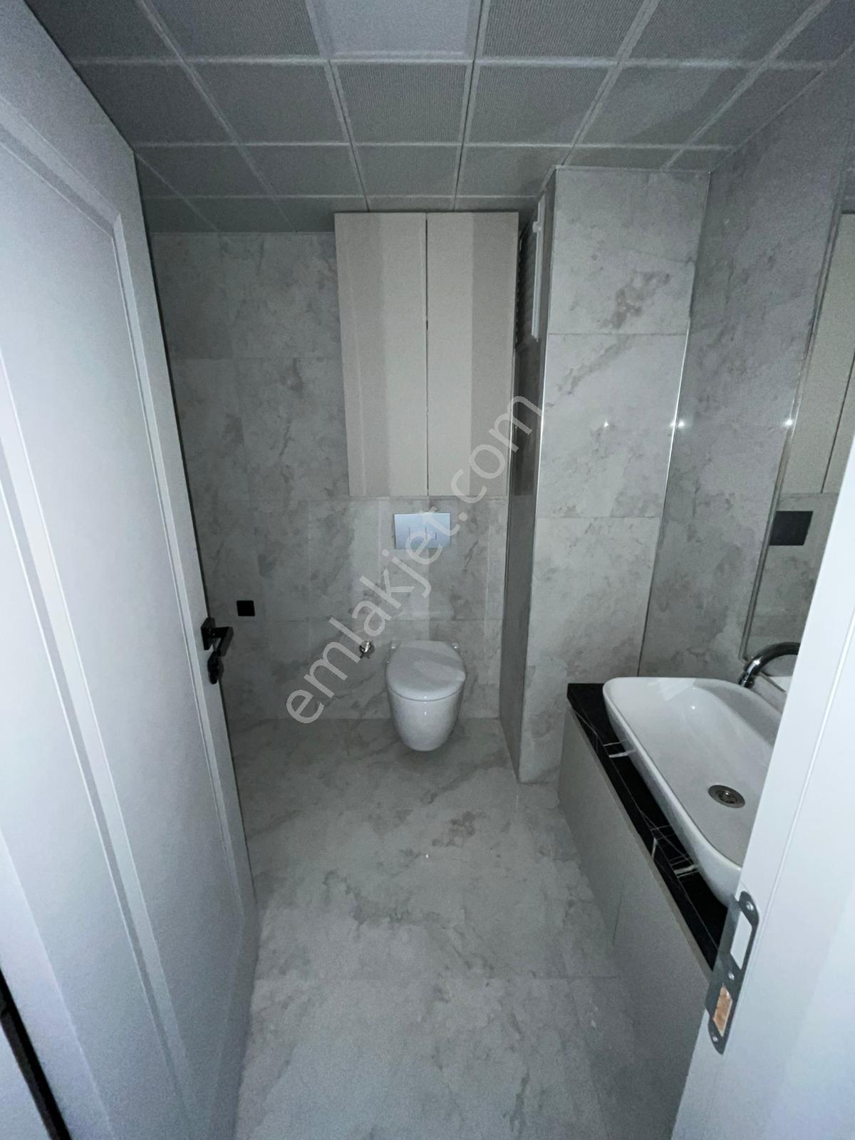 Merkezde 2+1 Eşyalı -- Kiracılı -- Satılık Daire -- Burcu Emlak - Görsel 9