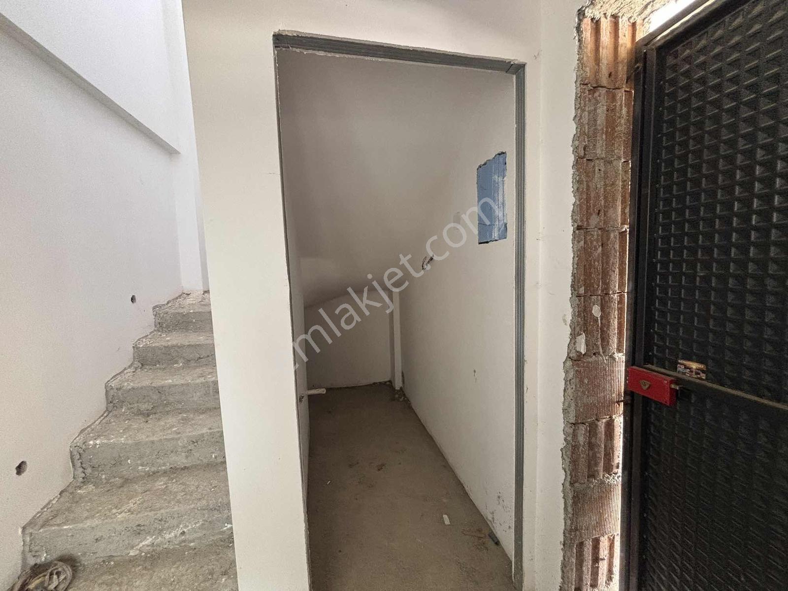 Güzelçamlı'da Denize 700 Metre Satılık 4+1 Tam Müstakil Villa - Görsel 19